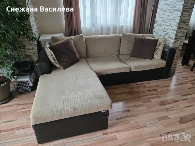 Ъглов диван ,изпорзван