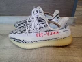 Adidas Yeezy boots 350 V2 Zebra маратонки номер 45 и 1/3 стелка 28,5 см , снимка 1