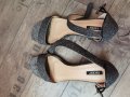 Модерни, елегантни, официални сандали, сребристи марка Vices, снимка 4