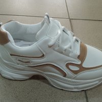 Дамски спортни обувки , снимка 3 - Маратонки - 42022215