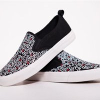 Дамски ежедневни обувки Keith Haring collection, снимка 1 - Дамски ежедневни обувки - 40408693