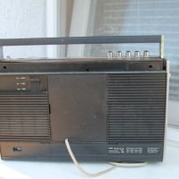 Радио касетофон ''Philips'' RR 437, снимка 8 - Антикварни и старинни предмети - 41786329