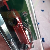 ALFA ROMEO GTAm. Green. Red. 1.43 Bburago . Top TOP  TOP  TOP  TOP  MODELS..!!!, снимка 4 - Колекции - 40628165