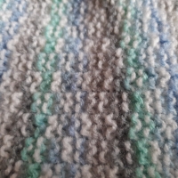 Плетен кръгъл шал на две куки, снимка 4 - Шалове - 36045972