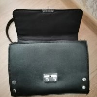 Нова готина чанта , снимка 2 - Чанти - 42524569