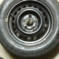 Продавам джанта със гума за мерцедес, снимка 1 - Гуми и джанти - 35850628