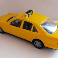 Пластмасова количка Mercedes Benz Taxi, снимка 2 - Колекции - 42064455