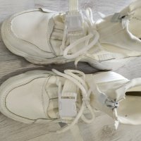 Бели обувки , снимка 9 - Дамски ежедневни обувки - 42462739