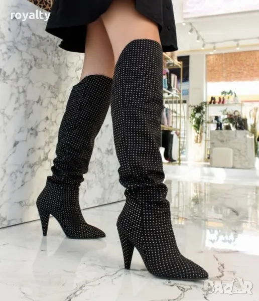 Ботуши на ток - черни с камъчета, снимка 1