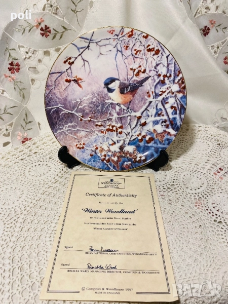 порцеланова чиния за стена, снимка 1