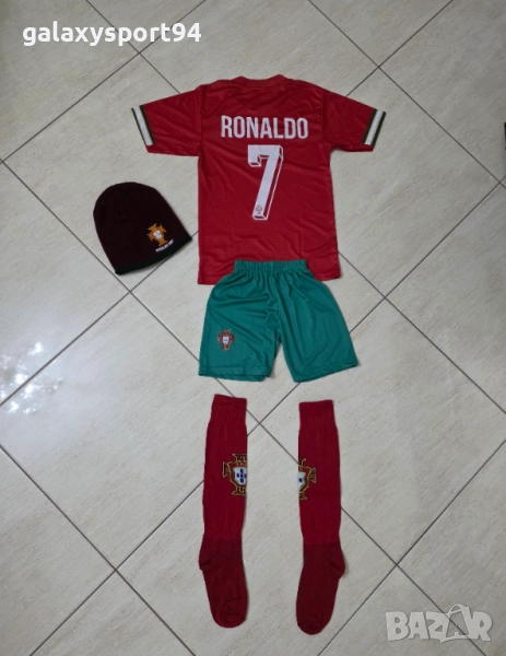 ДЕтски Екип Роналдо Португалия 25/26 Червен + Зимна шапка CR7 Portugal, снимка 1