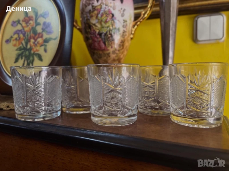 Български кристални чаши за водка Вместимост-170 мл пълни , снимка 1