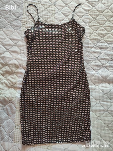 Нова рокля със огледален ефект, снимка 1