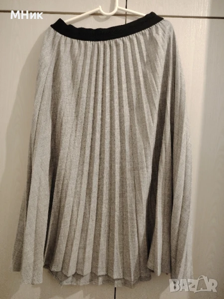 Дамска пола, снимка 1