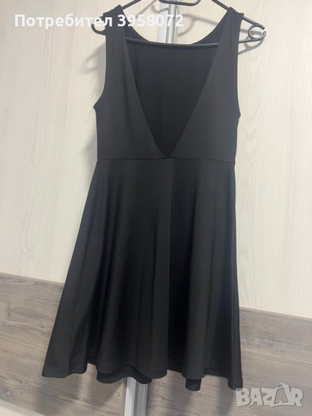 Къса черна рокля с гол гръб, снимка 1
