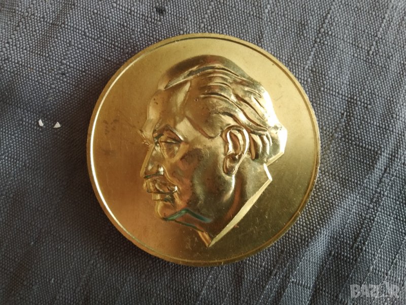 плакет на георги димитров, снимка 1