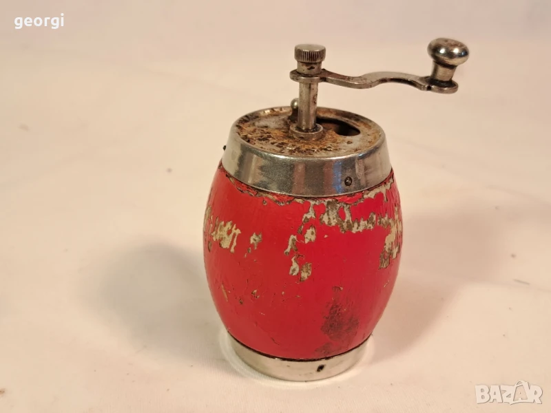 ретро мелничка за черен пипер 26/5, снимка 1