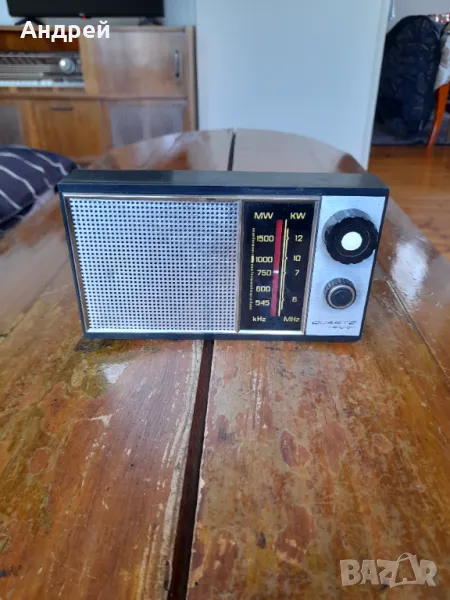 Старо радио,радиоприемник Кварц.Quartz 206, снимка 1