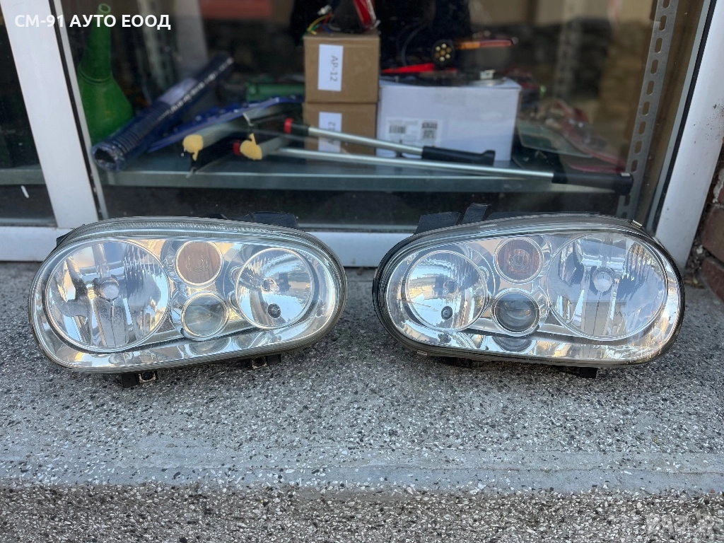 Фарове голф 4 с халоген , снимка 1