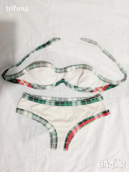 Бански бял с кантове 2 части, снимка 1