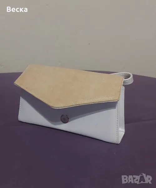 Дамска бяла чанта, снимка 1