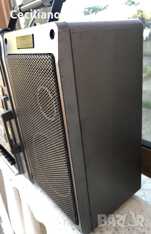 💥Hitachi TRK-9140E Голям,тежък и много свирещ на марката,Емблема!
, снимка 4 - Радиокасетофони, транзистори - 55774018