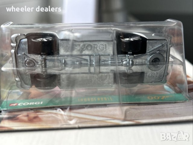 Метална количка CORGI Aston Martin DB5 1:64 James Bond Thunderball, снимка 6 - Колекции - 40386352