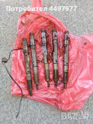 Дюзи за Ауди А4 2003г 2.5 куатро 180к.с 4бр 70 лв 059130201f