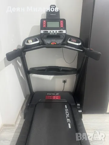 Бягаща пътека Sole F65, снимка 2 - Фитнес уреди - 56364169