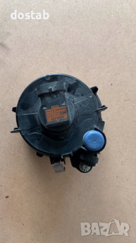 Халоген за бмв x5 F15, снимка 4 - Части - 39302810