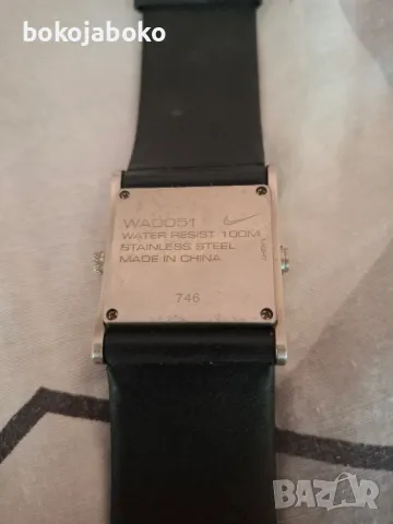 часовник Nike Women's Pink Oregon Series Square G Watch WA0051, снимка 4 - Дамски - 38832530