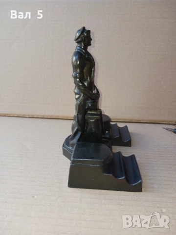 Стара метална мастилница - КОВАЧ , статуетка , перодръжки, снимка 6 - Антикварни и старинни предмети - 52143704