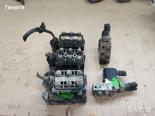 Разпределител за въздушно окачване , клапан и airmatic от Мерцедес, снимка 2 - Части - 47906057