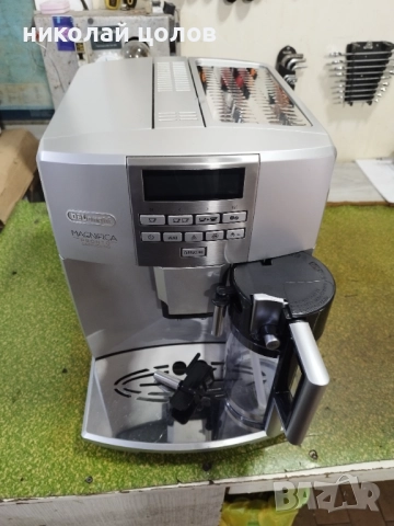 Кафемашина Delonghi Magnifica , снимка 2 - Кафемашини - 52388657