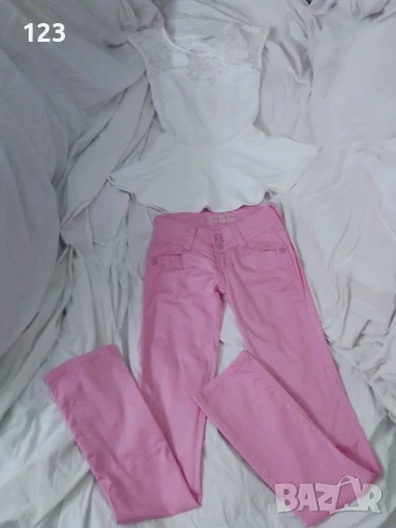 Спортно-елегантен комплект от дантелена блузка  и панталон в цвят „Пинко-розовата пантера“, снимка 3 - Комплекти - 50621846