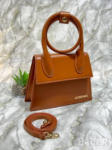 чанти jaquemus, снимка 10 - Чанти - 50761093