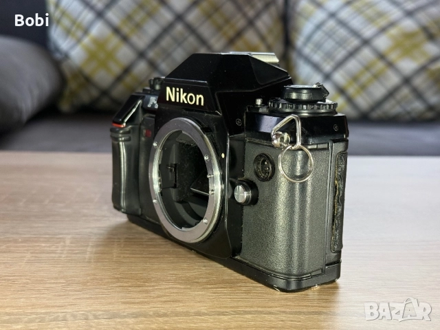Nikon F-301 – аналогов фотоапарат (тяло), снимка 2 - Фотоапарати - 52868295
