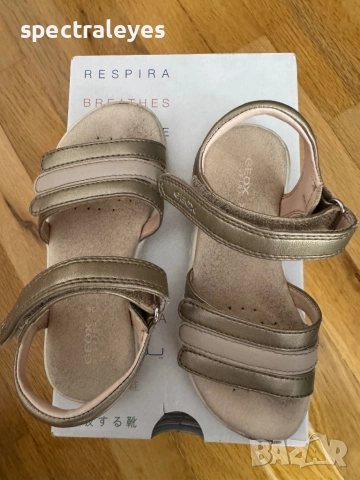 Geox светещи високи маратонки 26 размер кецове сандали 24 26 , снимка 17 - Детски обувки - 51757757