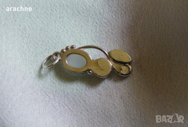 Сребърен медальон с бял нефрит, хризолит и аметист, снимка 3 - Колиета, медальони, синджири - 42624541