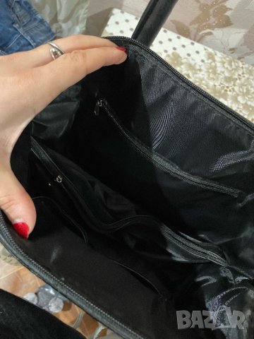 Дамска чанта с много мека кожа от български производител, снимка 4 - Чанти - 41249069