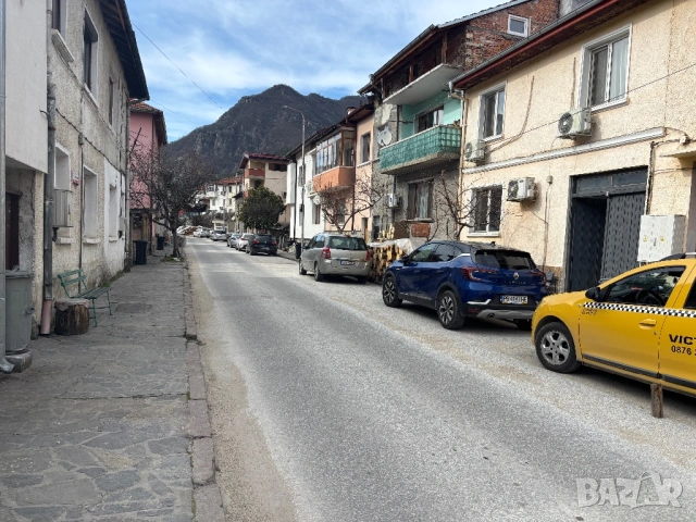 Имот с къща в Девин , снимка 4 - Къщи - 53801903