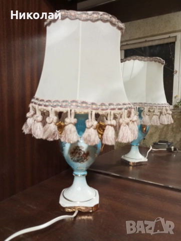 Красива порцеланова нощна лампа , снимка 4 - Антикварни и старинни предмети - 52570150