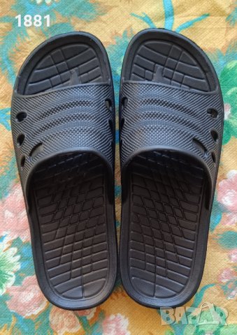 Ултра леки чехли размер 42.5. Нови.