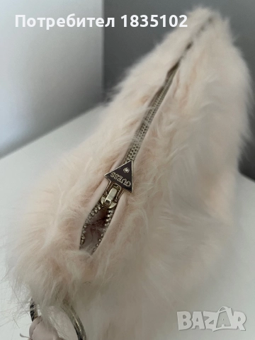 Дамска чанта Guess , снимка 3 - Чанти - 51541322