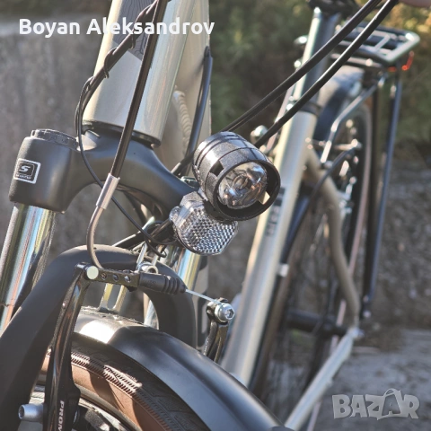 Градски трекинг велосипед 28" Cross Area 460мм, снимка 17 - Велосипеди - 53401044