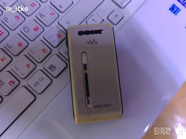 SONY srf-s84/FM радио, снимка 5 - Декове - 49607989