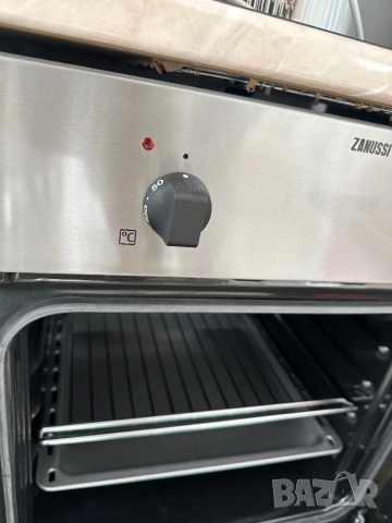 Нова фурна за вграждане  ZANUSSI ZOB365, снимка 4 - Печки, фурни - 53665350