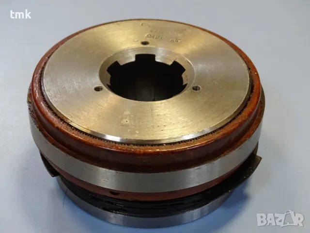 Електромагнитен съединител ЭМ-32У4(ЕМ-32У4) electromagnetic multi-plate clutch 24VDC, снимка 3 - Резервни части за машини - 47490815