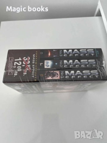 Mass Effect 1-3 - Дрю Карпишин Mint condition, снимка 3 - Художествена литература - 51484480