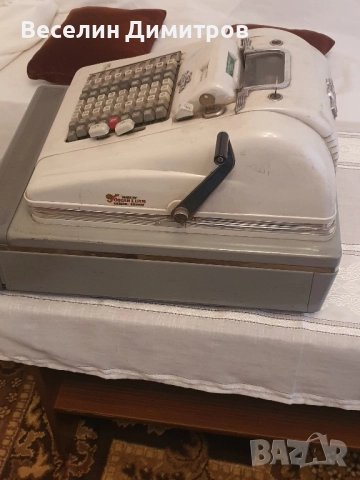 Касов апарат, снимка 2 - Антикварни и старинни предмети - 52216671